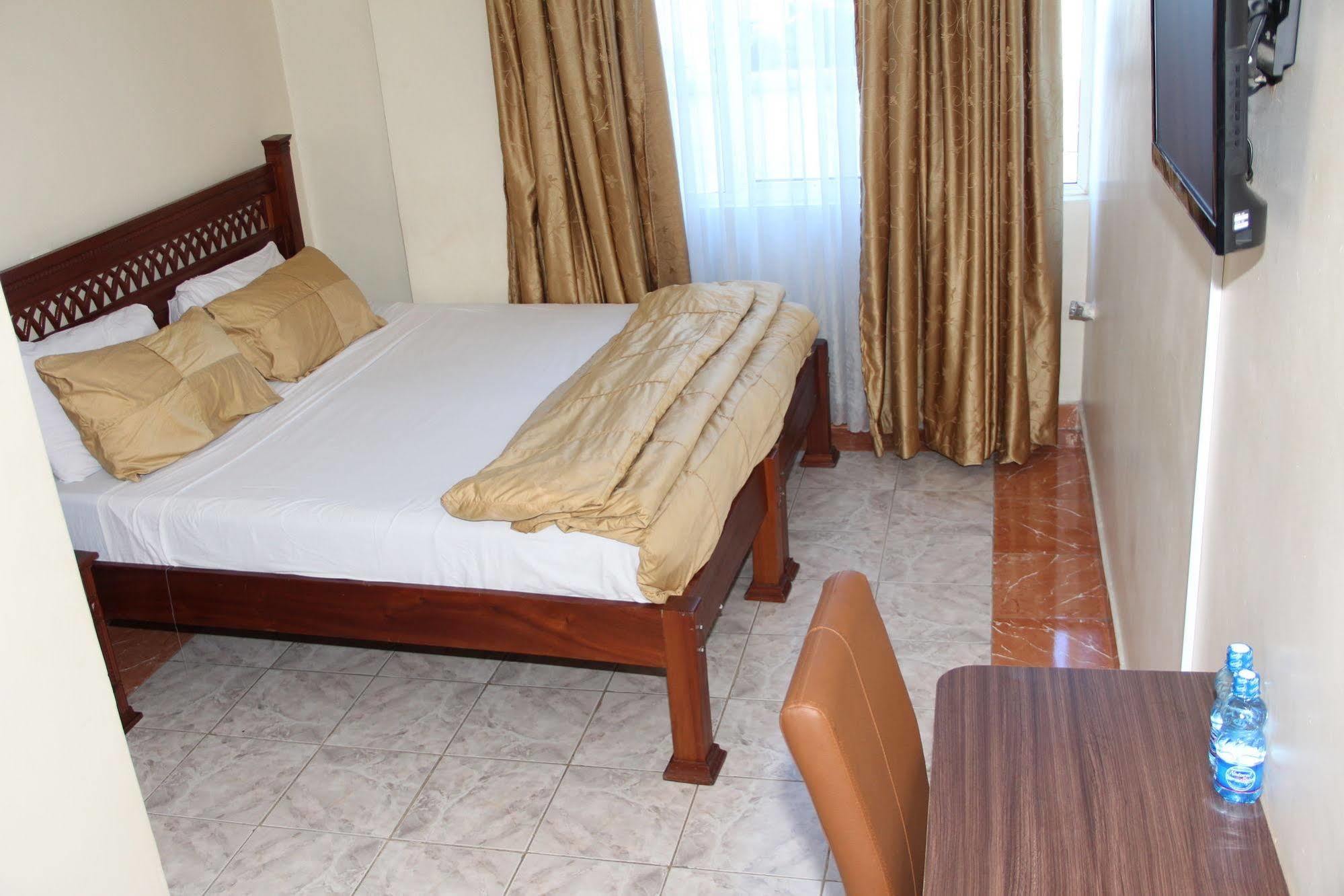 Hotel Barkley Nairobi Bagian luar foto