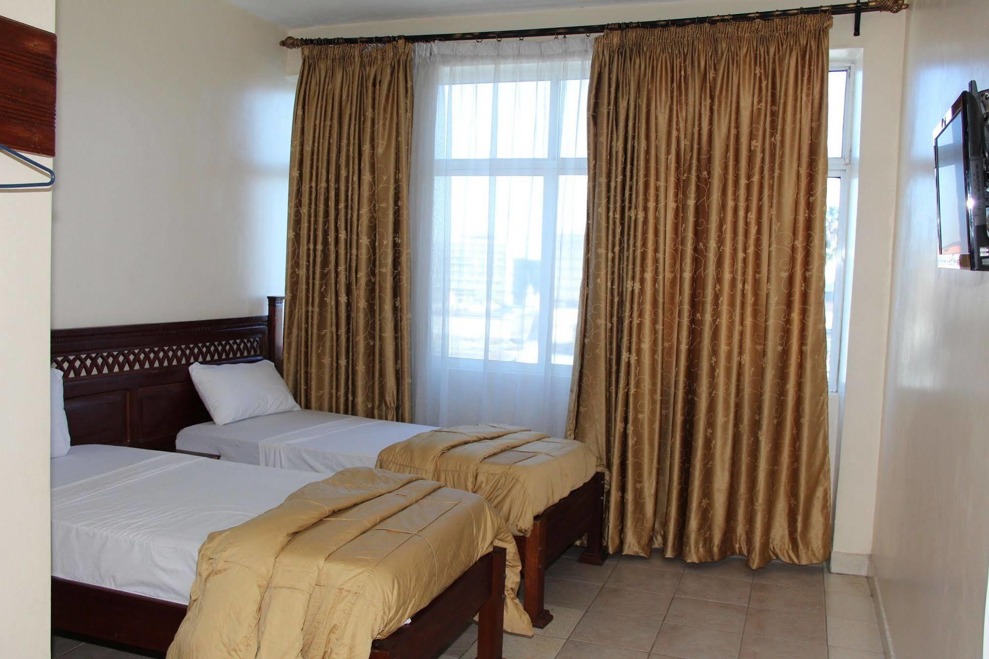 Hotel Barkley Nairobi Bagian luar foto